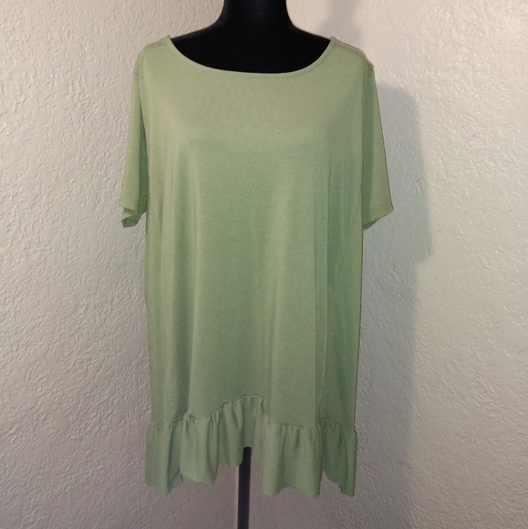 ☀️Rustic Brooks Ruffled Tunic☀️ - Picture 1 of 4